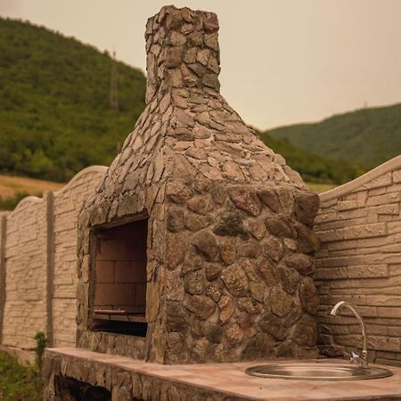 Cabana Varad Coronini Ómoldova Kültér fotó