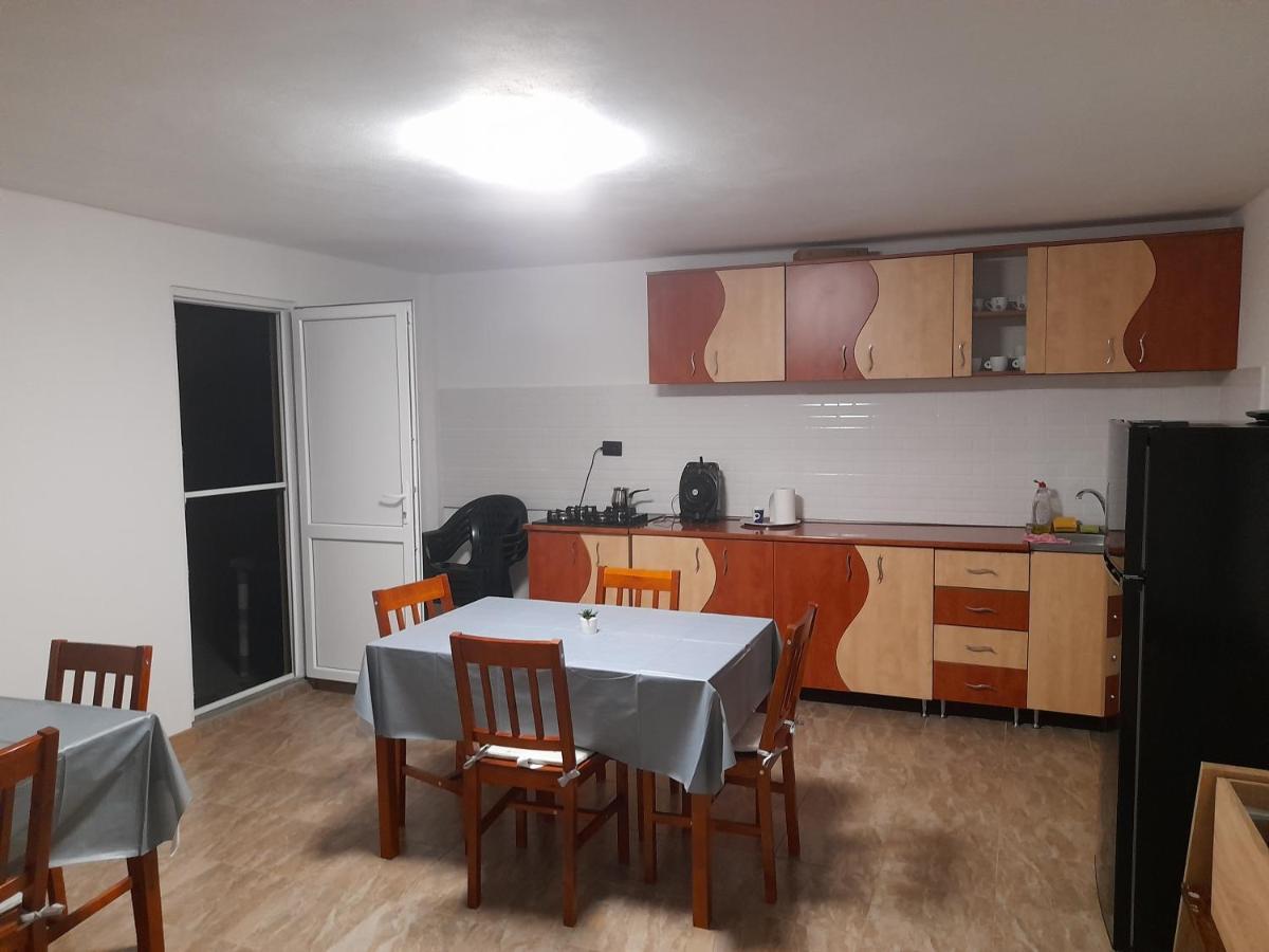 Cabana Varad Coronini Ómoldova Kültér fotó